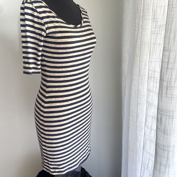 Velvet Torch Multi Color Striped Open Back Dress - Picture 8 of 11